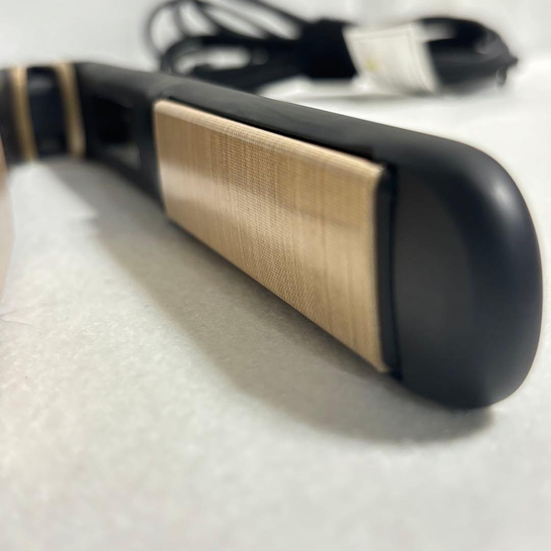 【美品】絹女　KINUJO ストレートヘアアイロン ブラック　DS200-BK