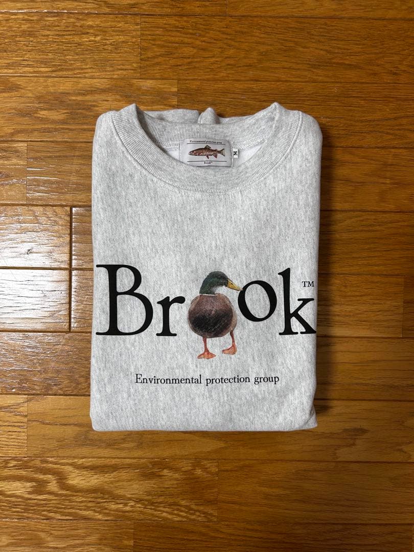Brook ダックプリント スウェット グレー