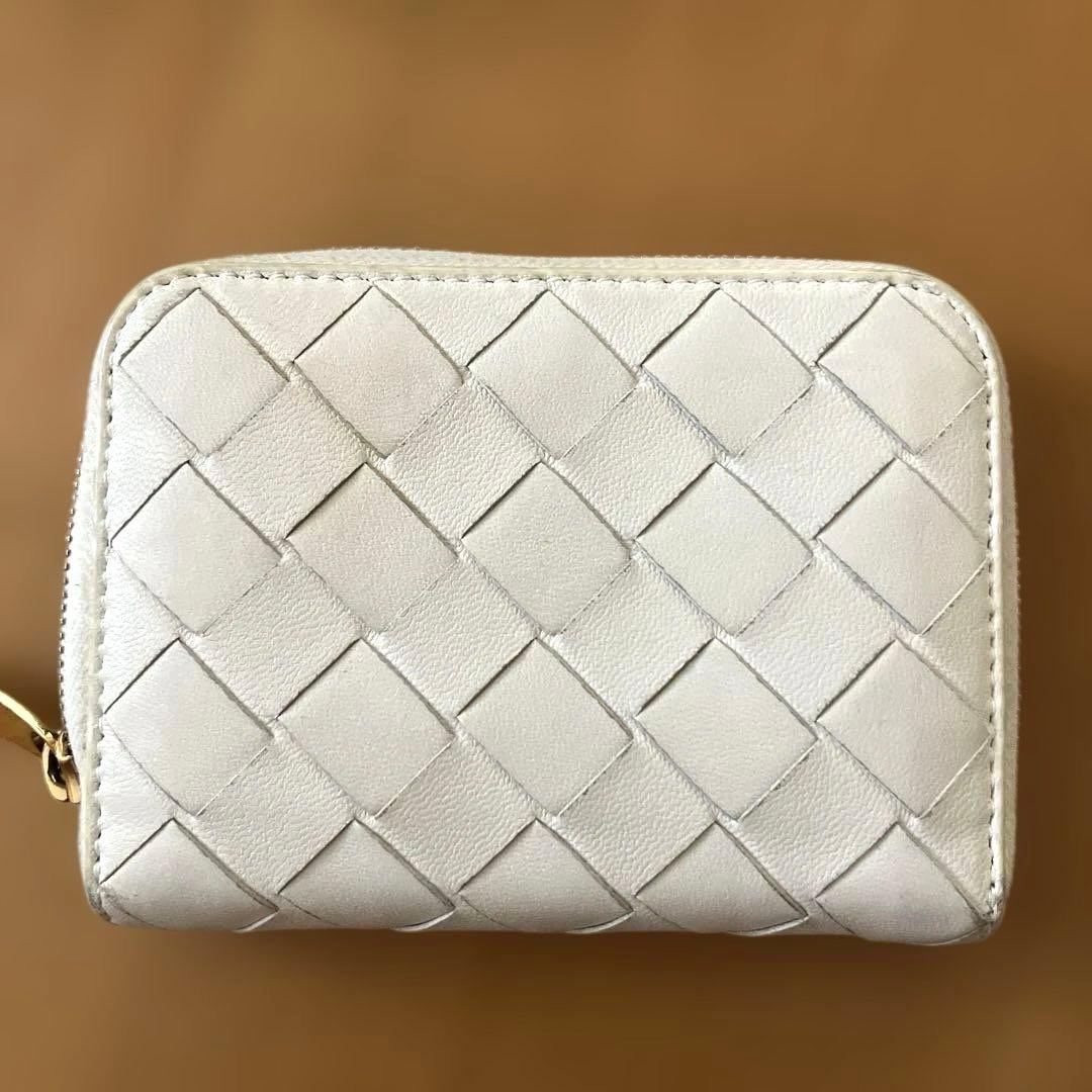 ボッテガヴェネタ ケース ラウンドジップ マキシイントレチャート