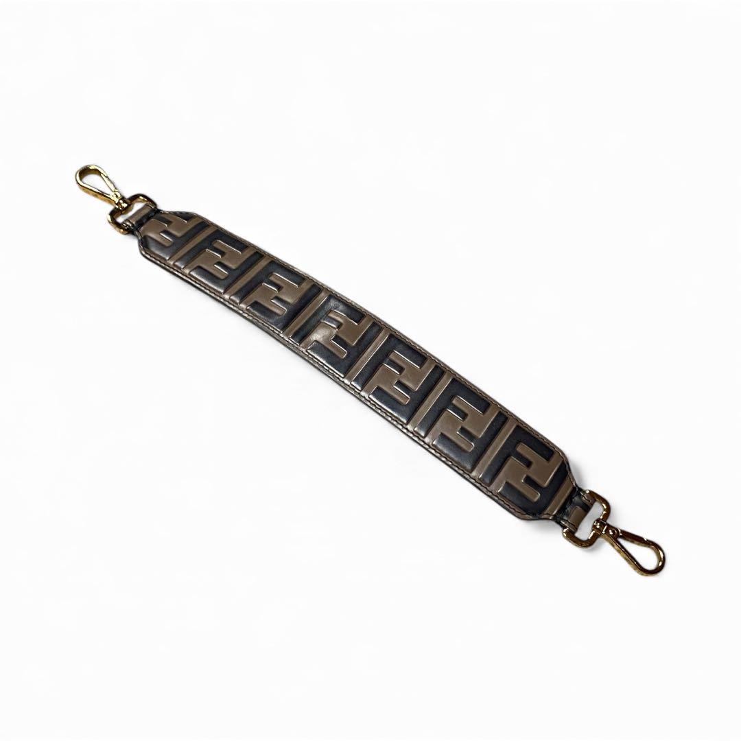 美品＊FENDI ストラップ・ユー・ミニ＊FFロゴ Zucca レザー 茶x黒