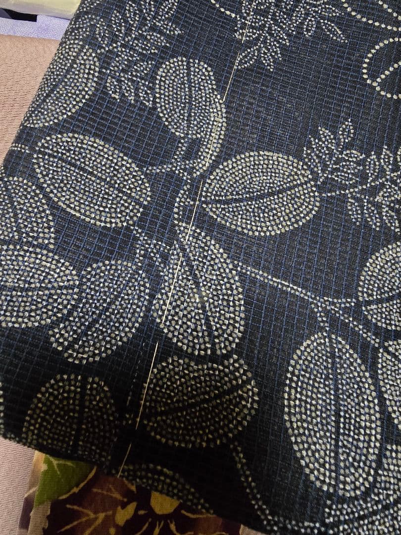 本日最終、値下げ済み。来年用に。日本橋竺仙 萩柄絹紅梅 仕立済、しつけ付き新品