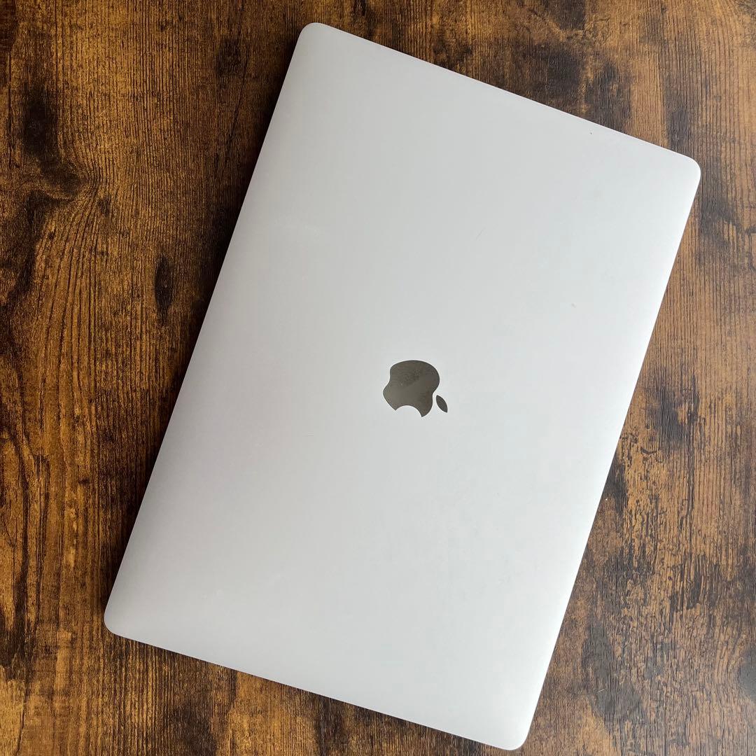 【美品】Apple MacBook Pro 16インチ 本体のみ