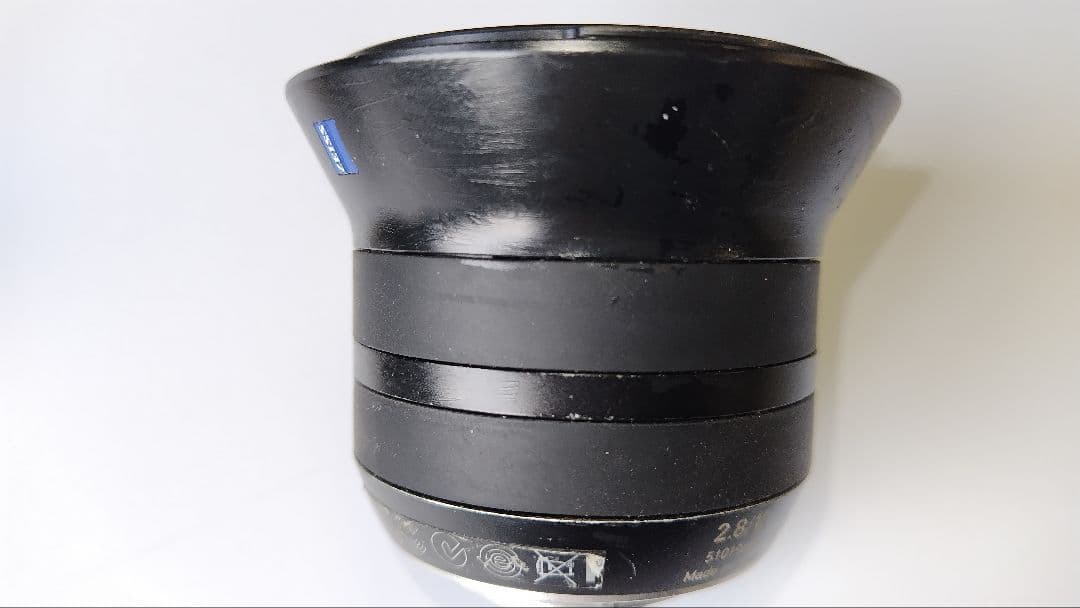 カールツァイスCarl Zeiss Touit 2.8/12 Xマウント 難あり