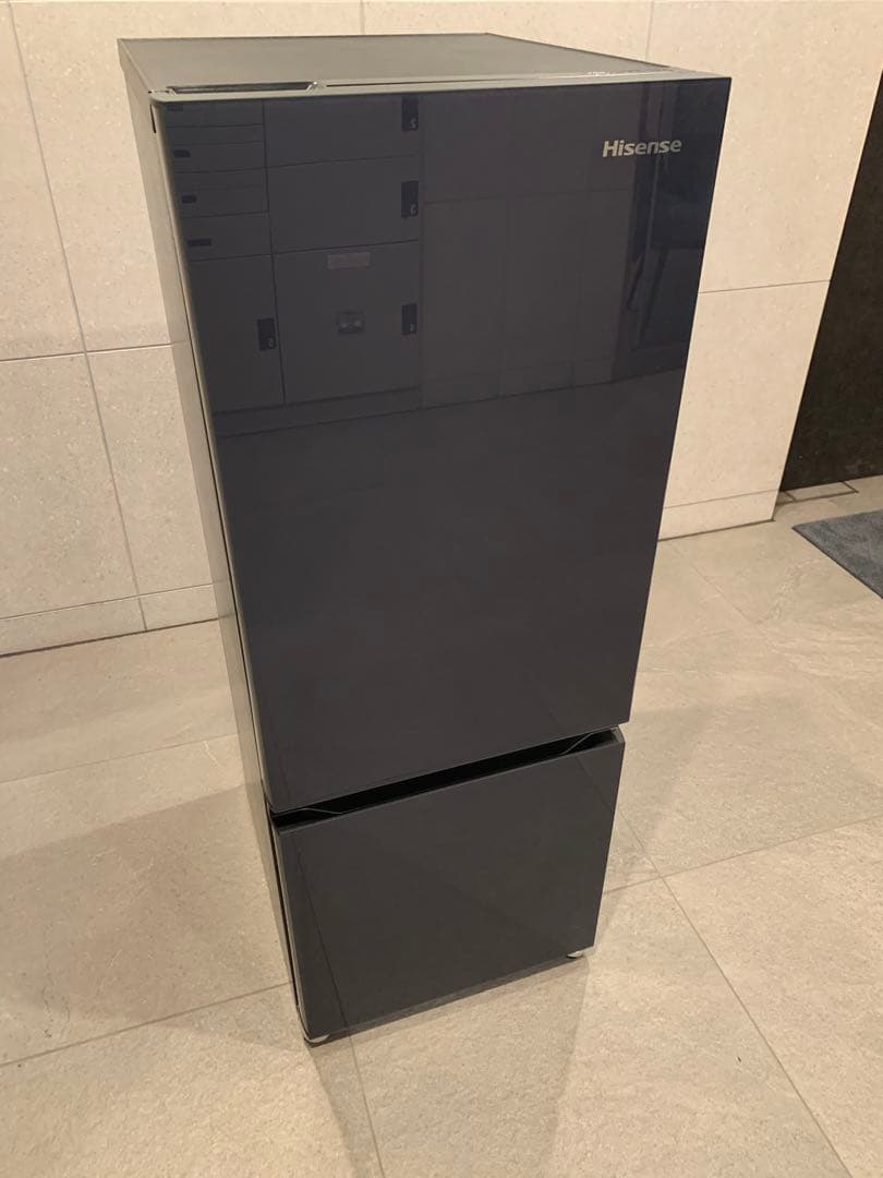 極美品Hisense 冷蔵庫１６２Ｌ　ガラス2ドア2022年製