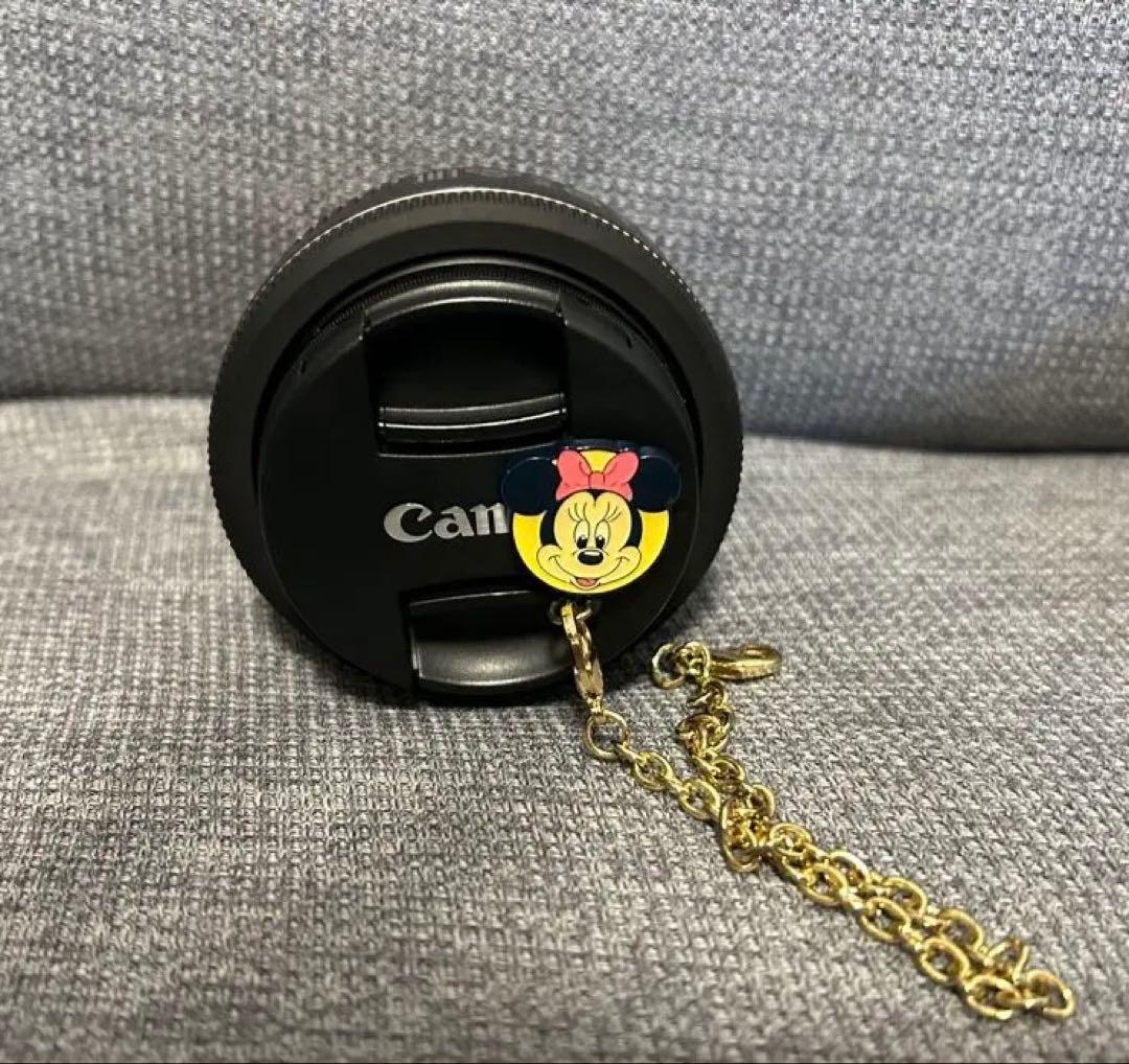 Canon EF-S 24mm 単焦点レンズ　ミニーチャーム付き