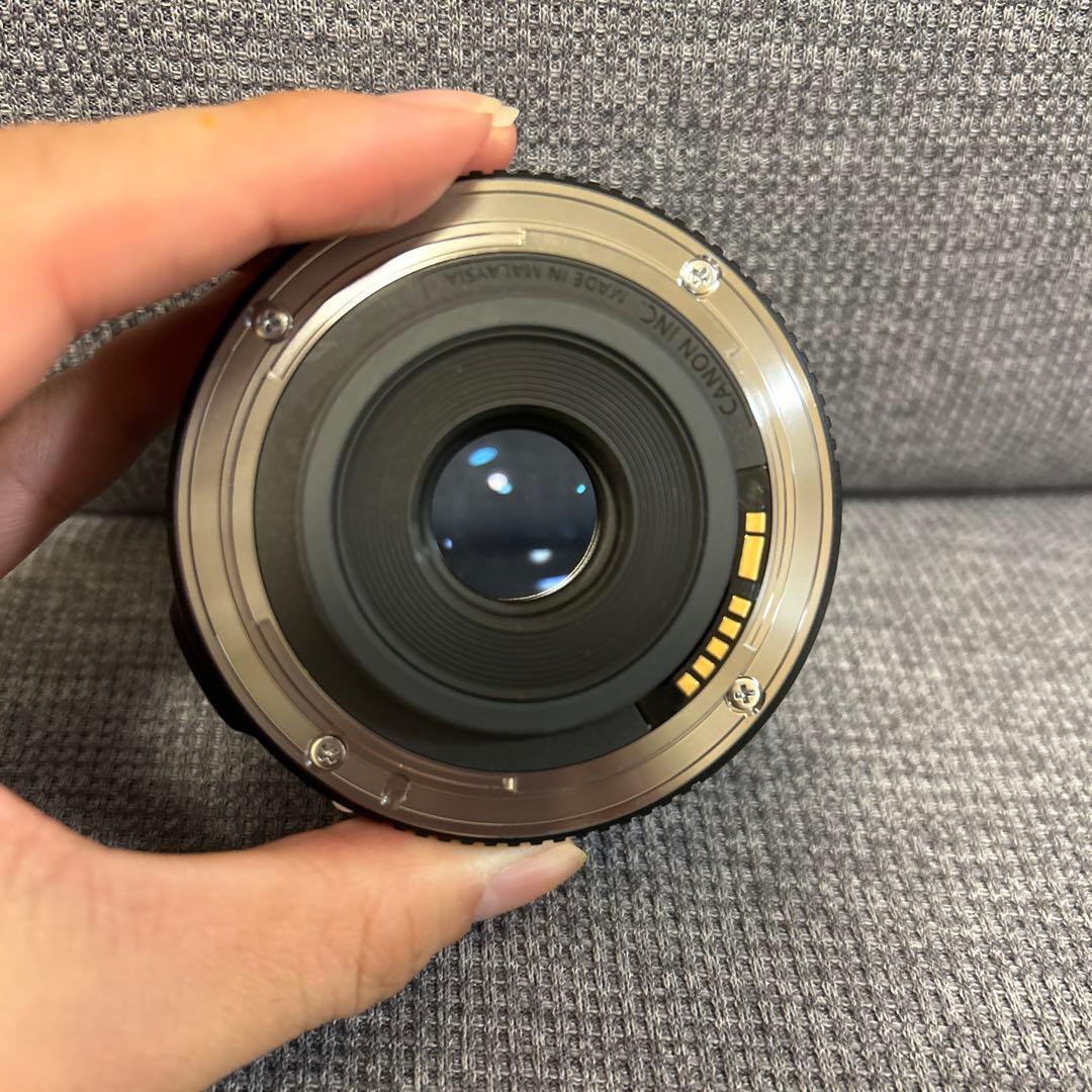 Canon EF-S 24mm 単焦点レンズ　ミニーチャーム付き