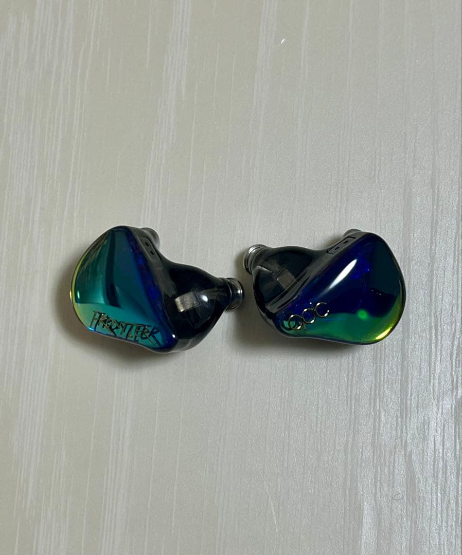 QDC FRONTIER Next Black バランスケーブル付き