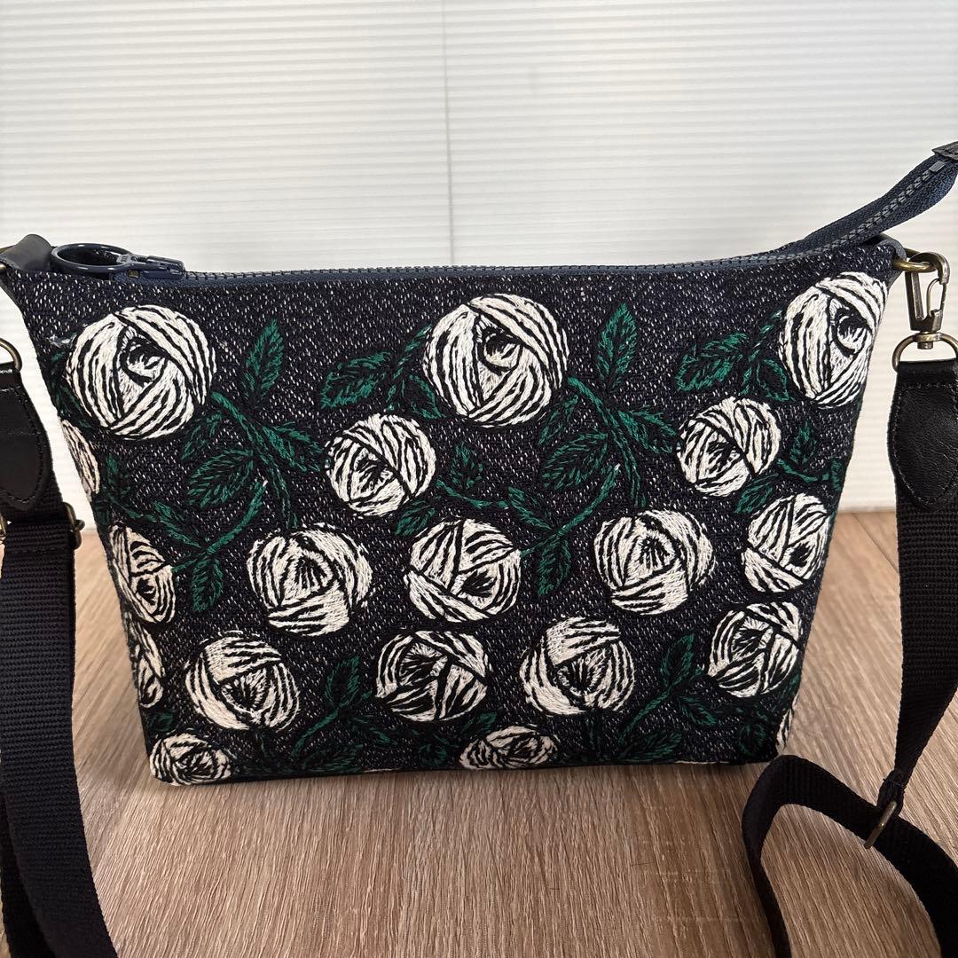 ハンドメイド　ふっくらショルダーバッグ　ミナペルホネン　rosy