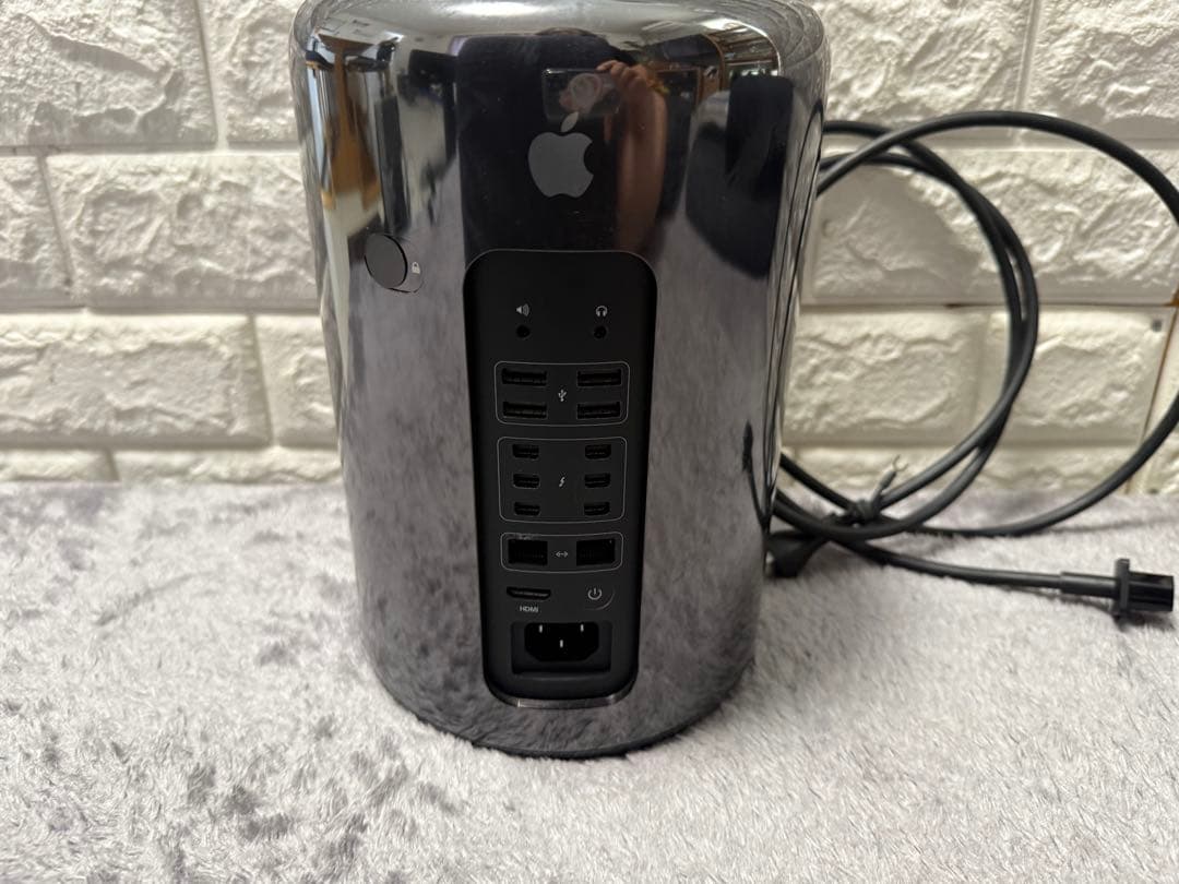 Macデスクトップ Mac Pro (Late 2013)