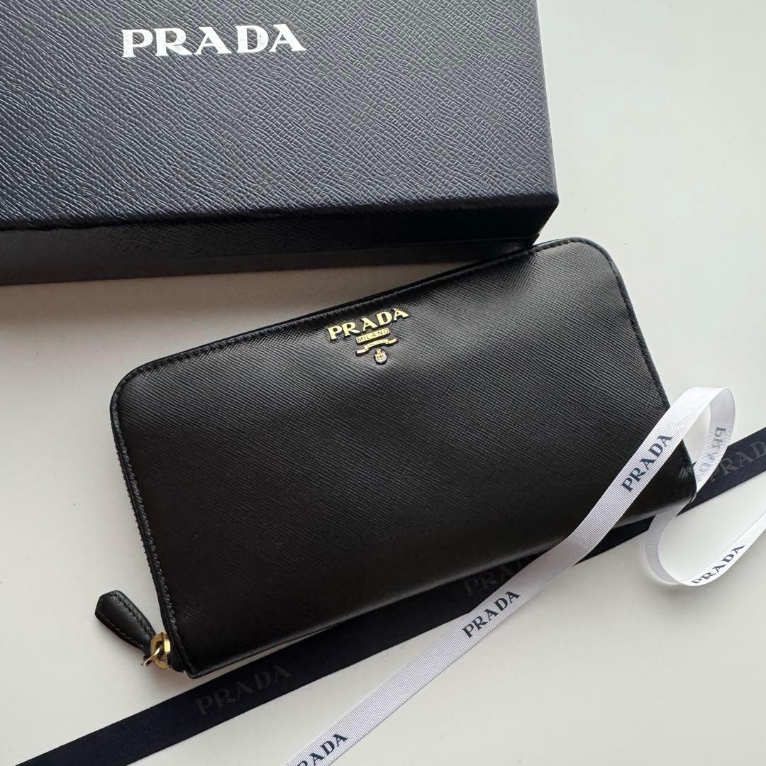 【美品】261 PRADA プラダ ラウンドファスナー 長財布