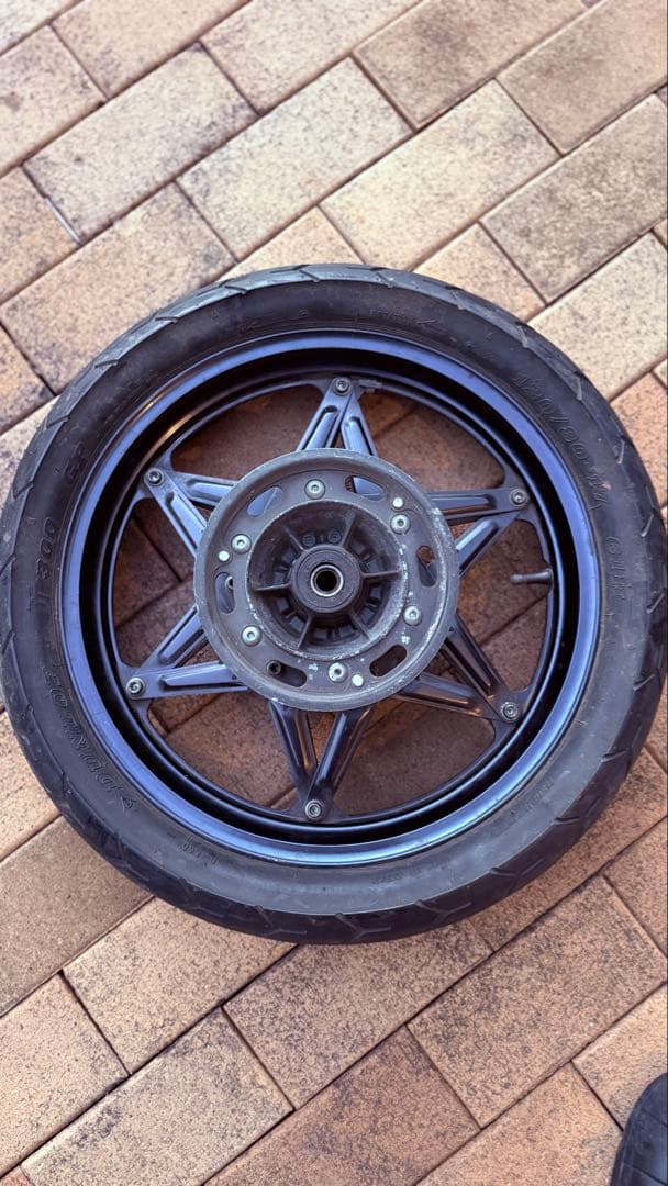 チビ。NS400R純正リヤーホイールNC19