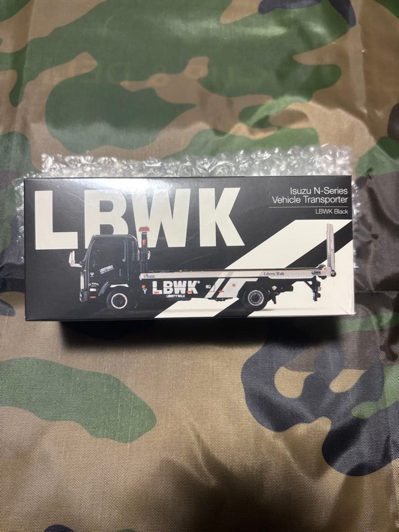 ミニカー MINIGT Isuzu NSeries Vehicle Transporter