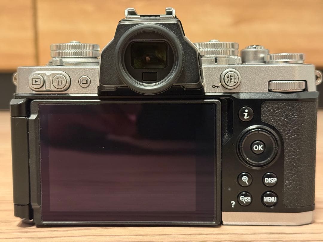 Nikon Zfc DX 16-50mm f/3.5-6.3 レンズキット