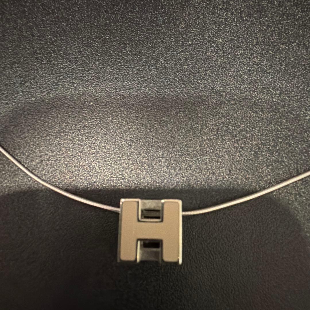 ヒ*ツ様 【極美品】エルメス Hキューブ ネックレス シルバー×アイボリー