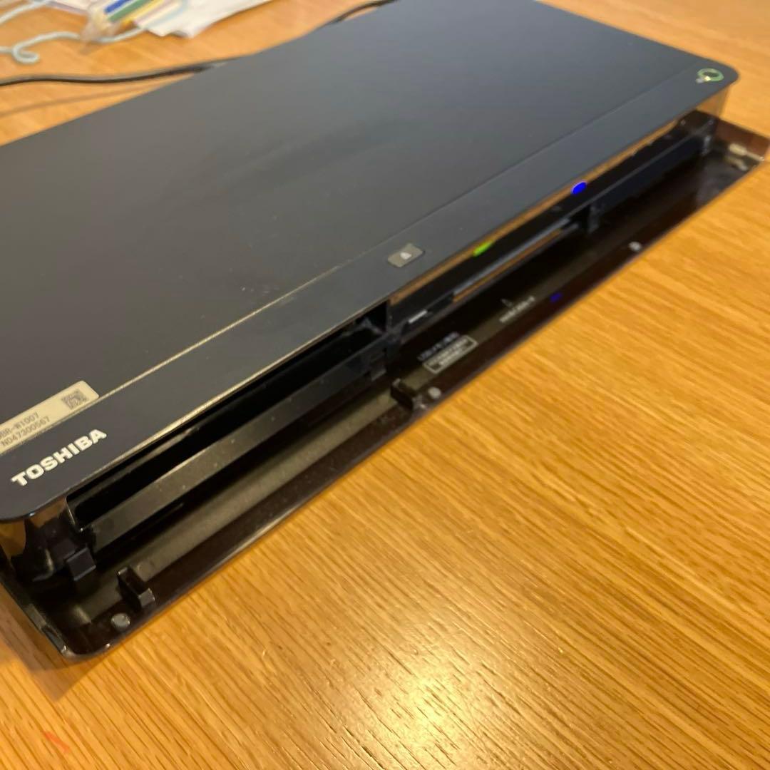 東芝　レグザ　ブルーレイレコーダー　DBR- W1007 1TB 2番組録画