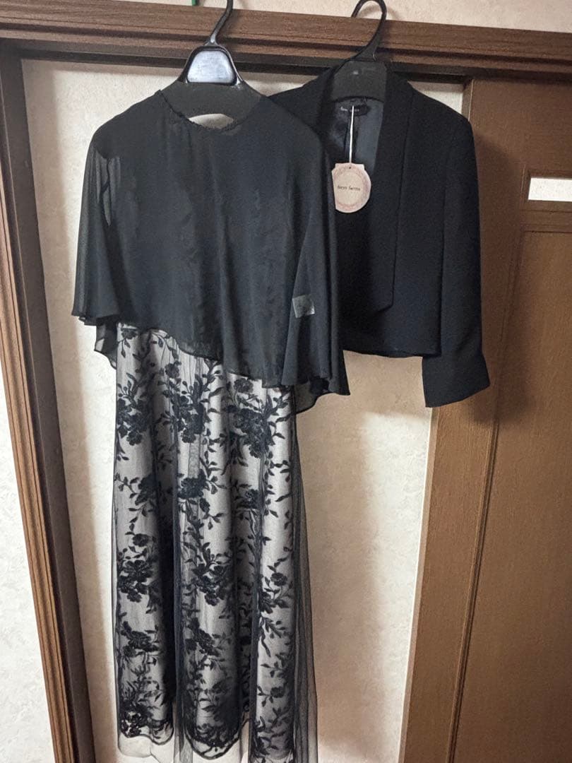 formforma マザードレス ケープとレースドレス2点セット+ジャケット