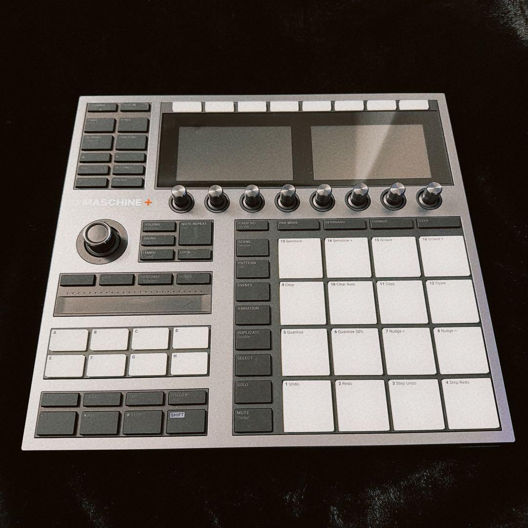 Native Instruments MASCHINE＋（マシンプラス）