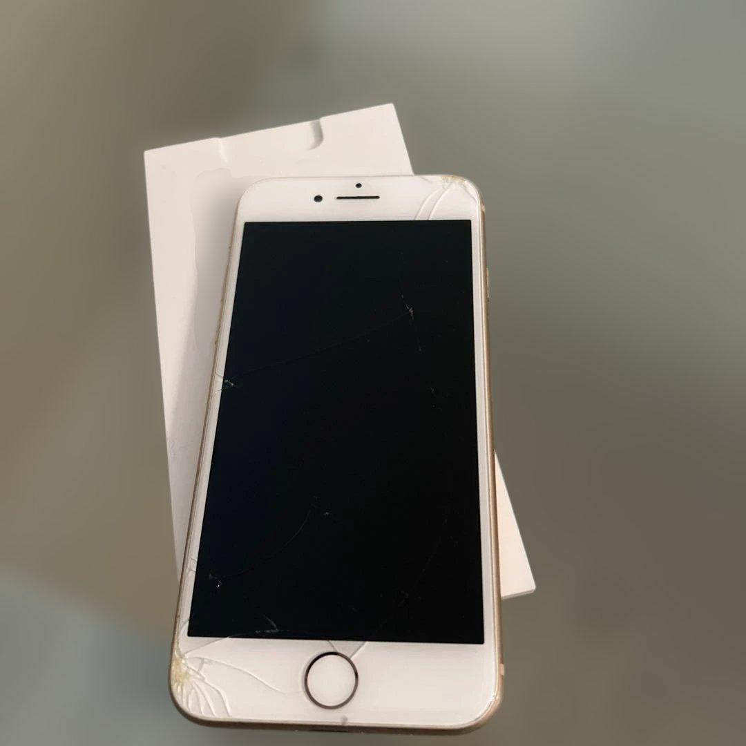 iPhone ゴールド アイフォン8 64GB