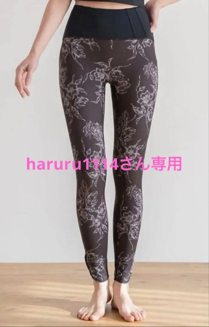 SUKALA アンティークプリントレギンス ブラックL