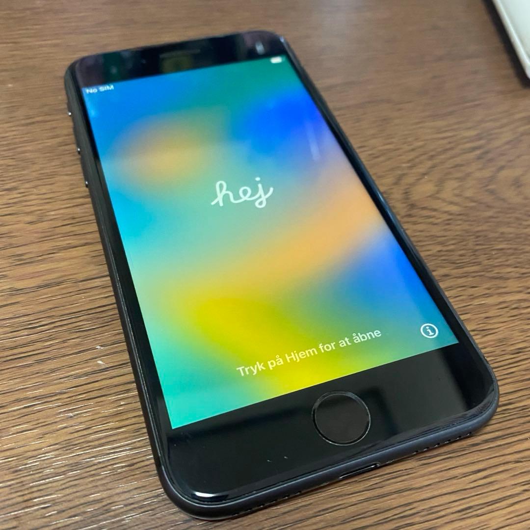 iPhone 8 Gold 64GB SIMフリー 本体