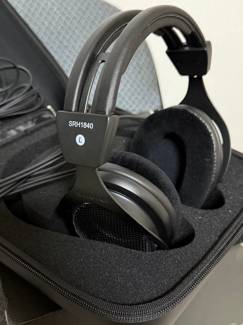 ヘッドホン SHURE SRH1840