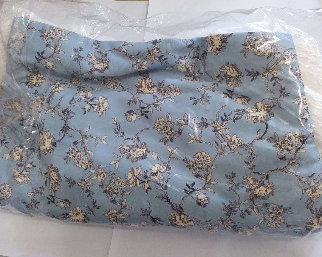 新品ワコル「 PEACH JOHN フリルワイヤービキニナイスバディ水着M