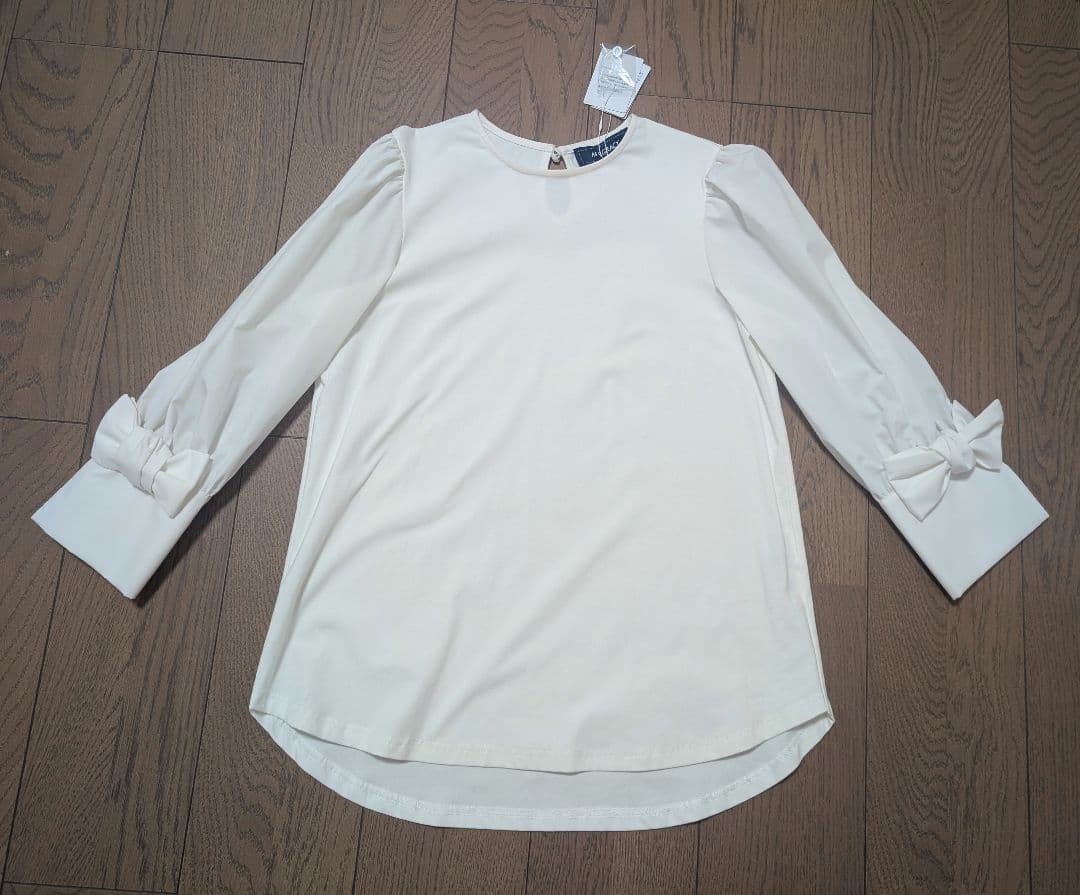 (未使用品タグ付き)エムズグレイシー38 リボン付きホワイト長袖カットソー